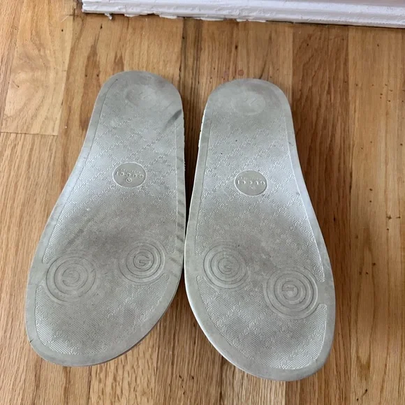 Gucci Pool Slides - Picture 2 of 3